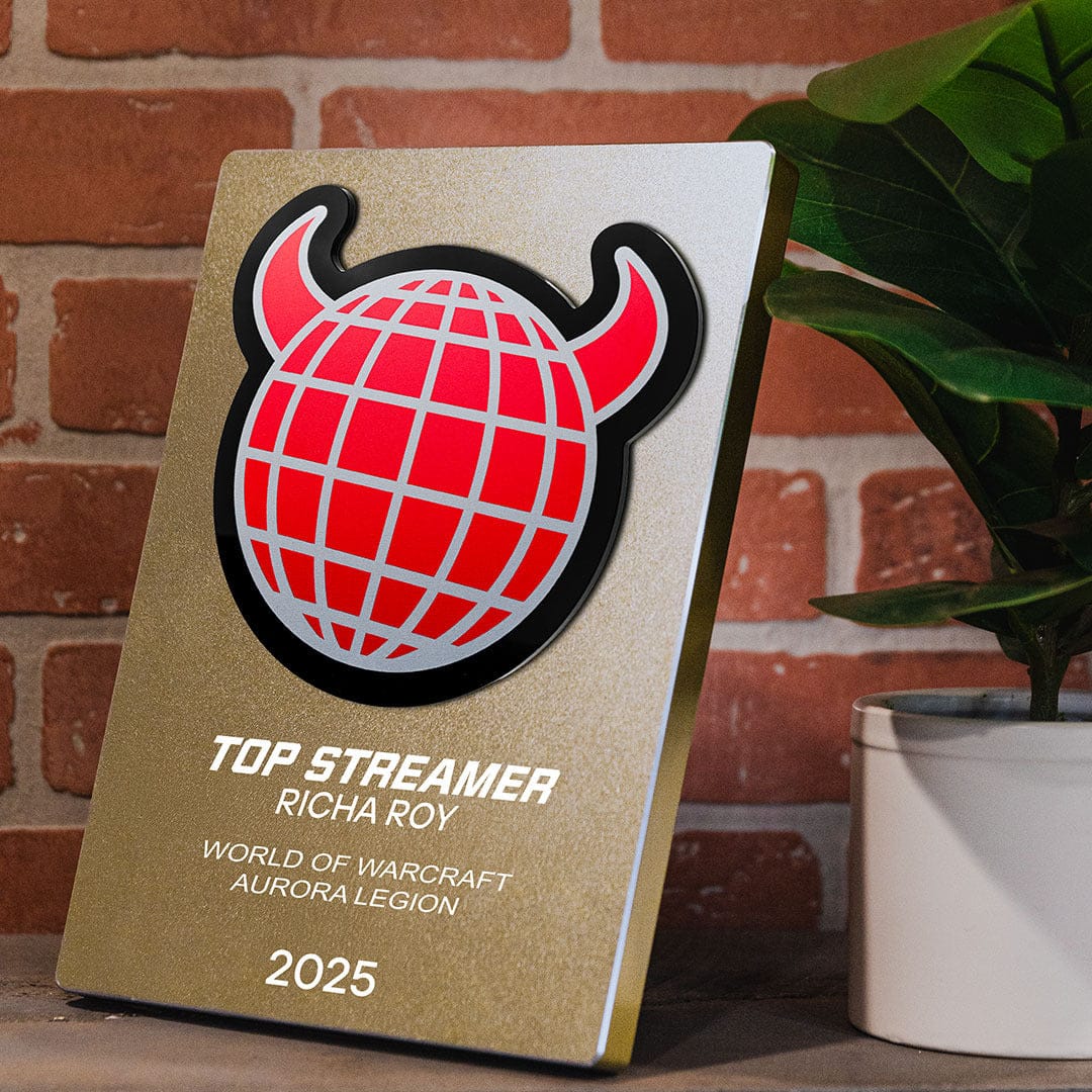11" Ultimate Logo Custom Plaque - Image 3
