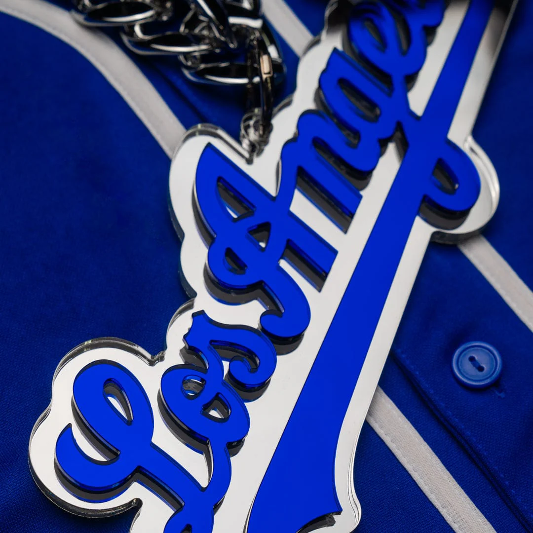 Los Angeles Dodgers Script Logo MLB Chromatic Turnover Chain - Image 7