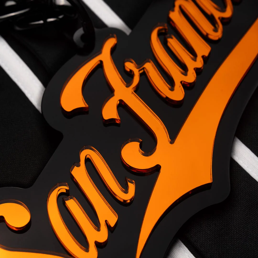 San Francisco Giants Script Logo MLB Chromatic Turnover Chain - Image 4