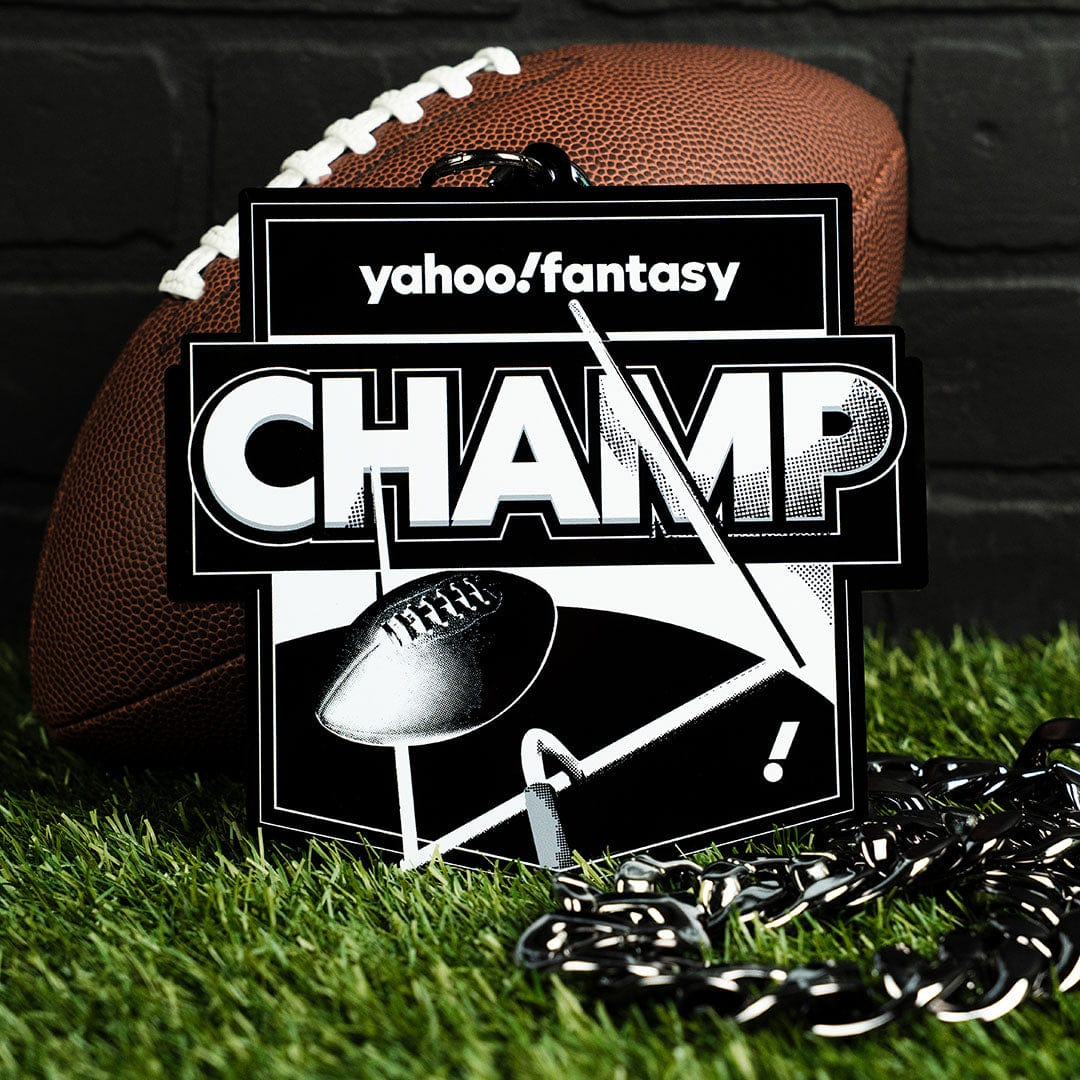 Yahoo! Fantasy Football Champ Chromatic Chain - Goal Post Edition - Image 2