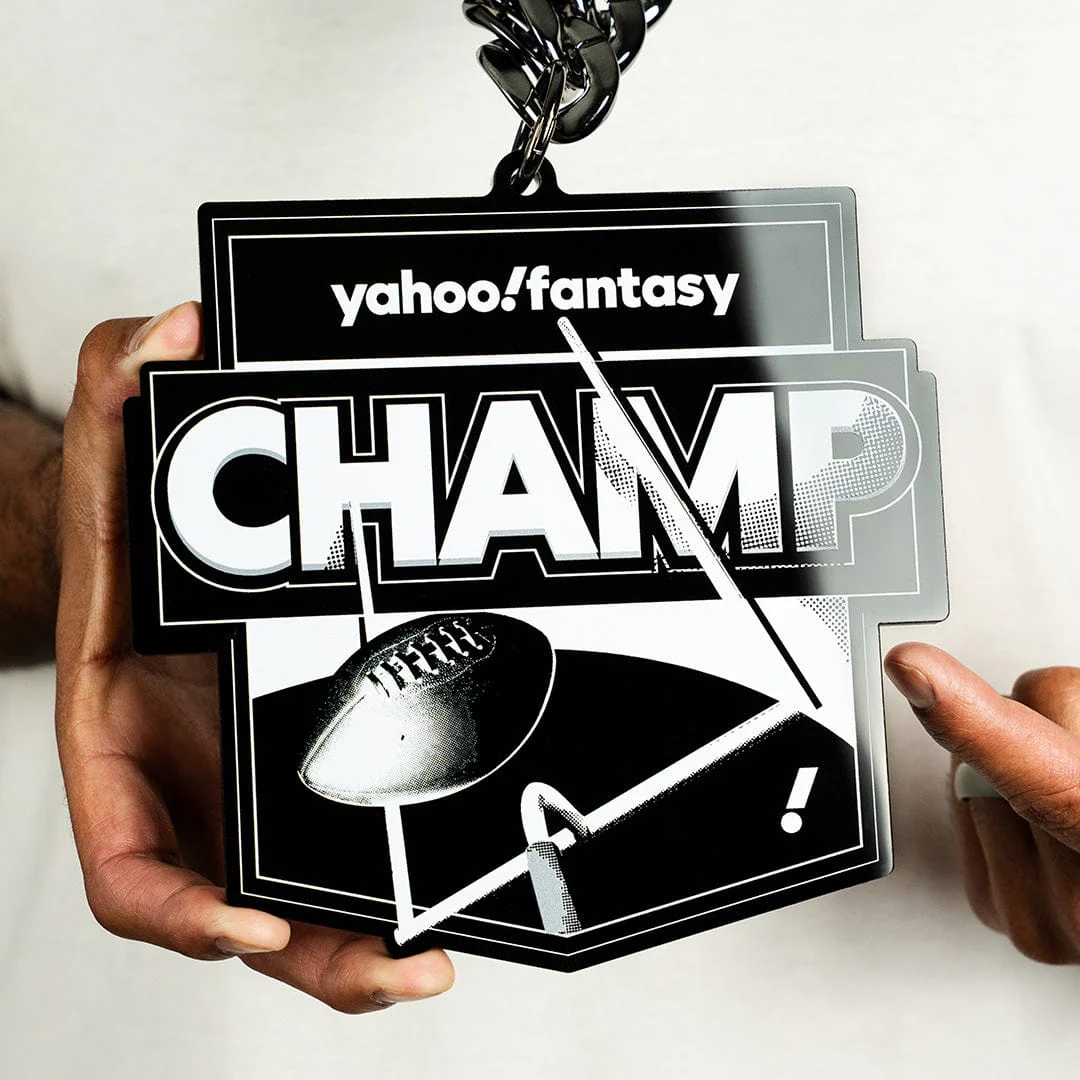 Yahoo! Fantasy Football Champ Chromatic Chain - Goal Post Edition - Image 3