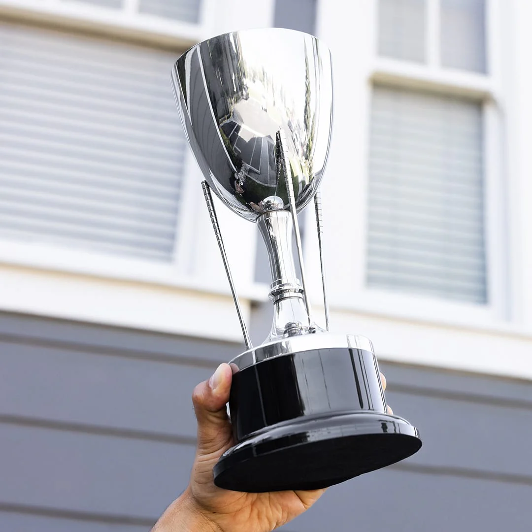 Golf Club Cup Trophy - Image 4