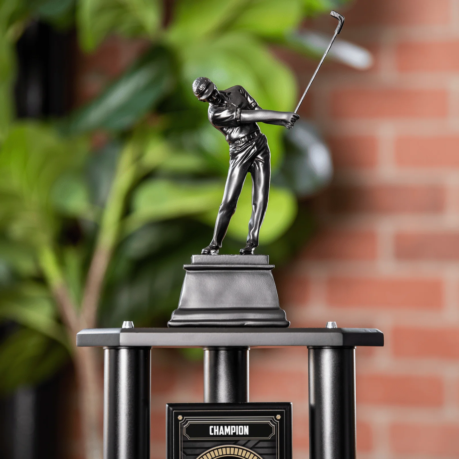 Golf Topper Stand Alone - Black & Gold