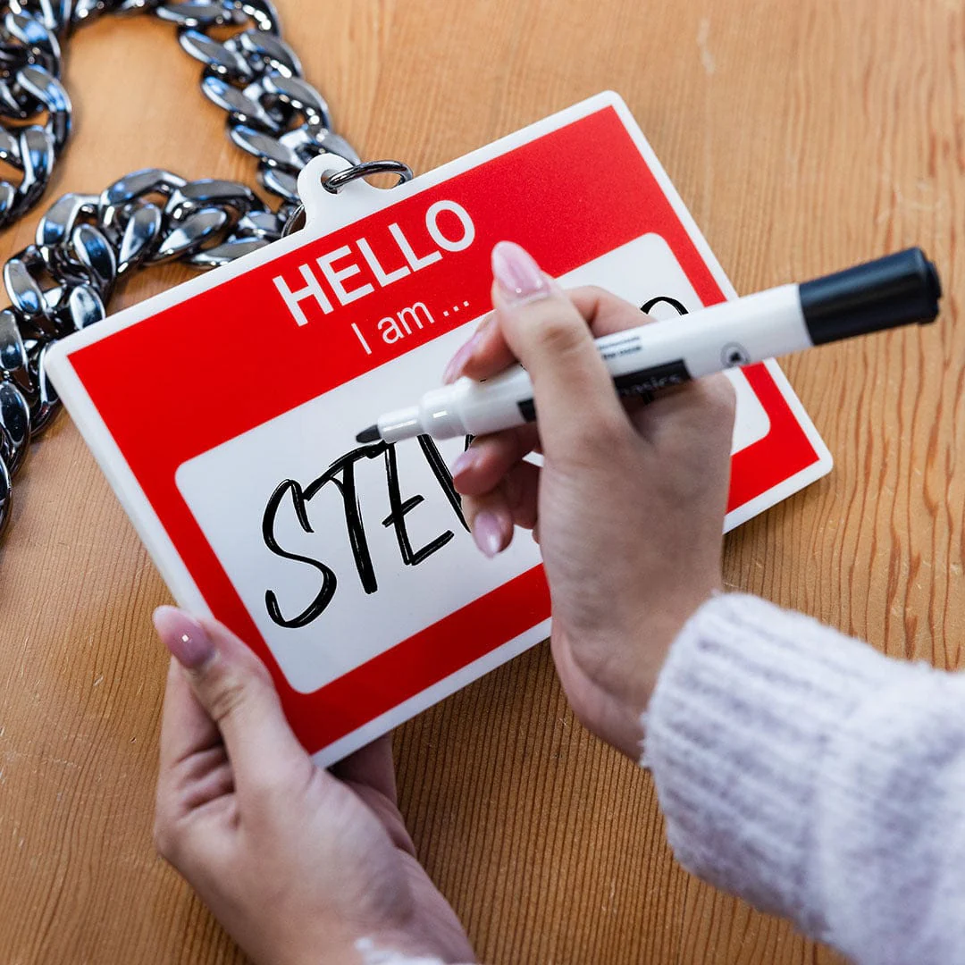 "Hello I Am" Customizable Dry Erase Acrylic Chain - Image 5