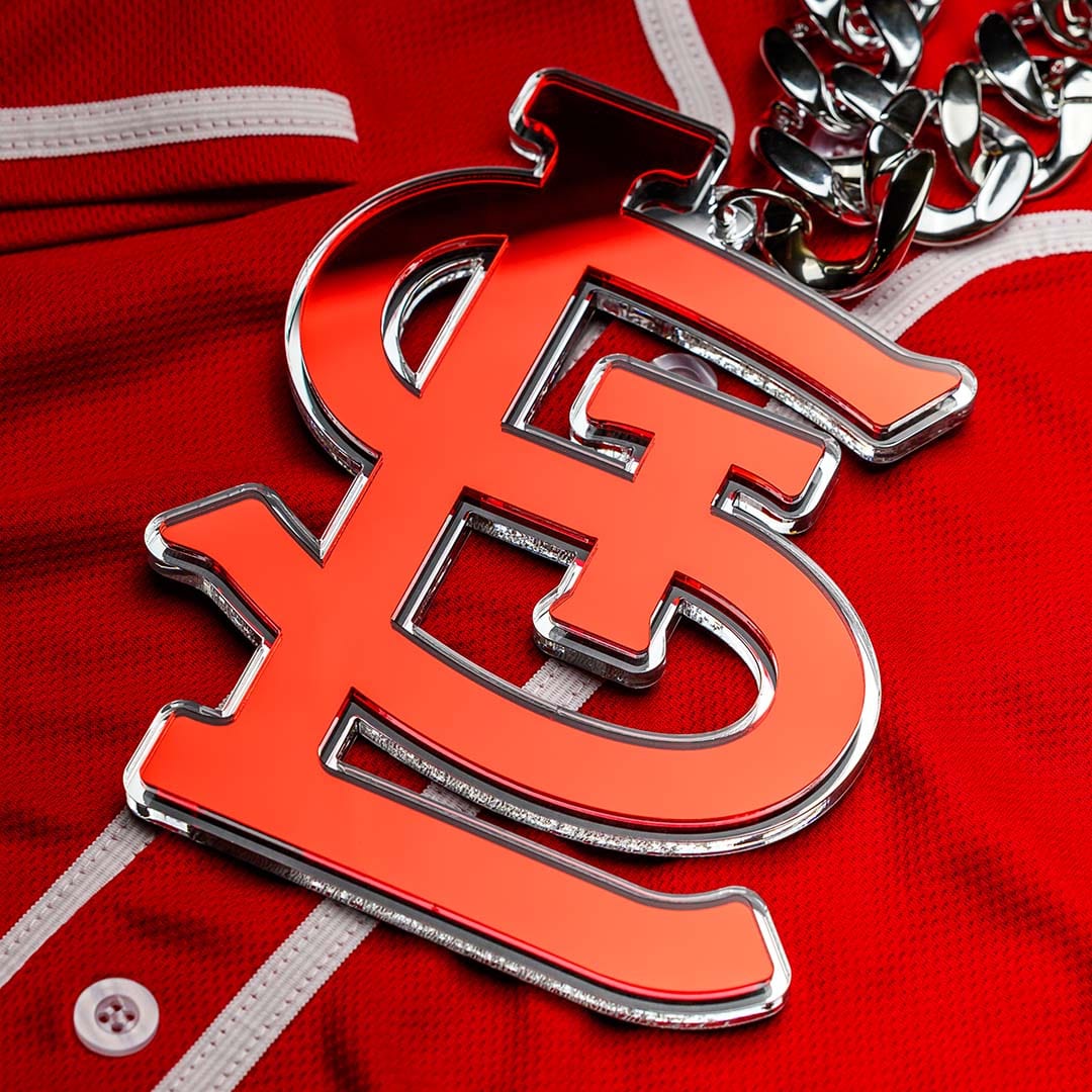 St. Louis Cardinals MLB Chromatic Turnover Chain - Image 2