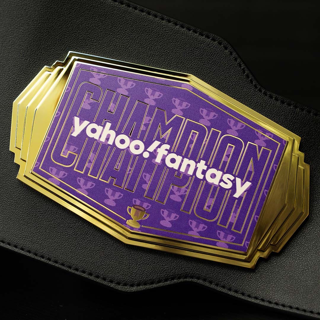 The Yahoo! Fantasy Football 6lb Championship Belt - Image 6